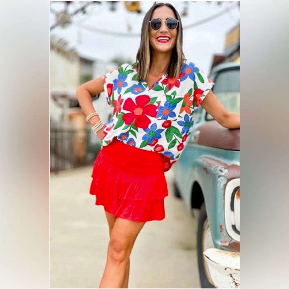 JODIFL Colorful Floral Blouse